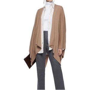 ✨SALE✨ Elie Tahari Lovell Cape- Excellent Condition